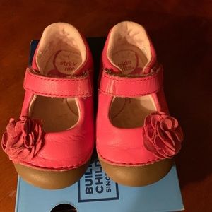 Stride rite toddler girl shoes, size 4.5M